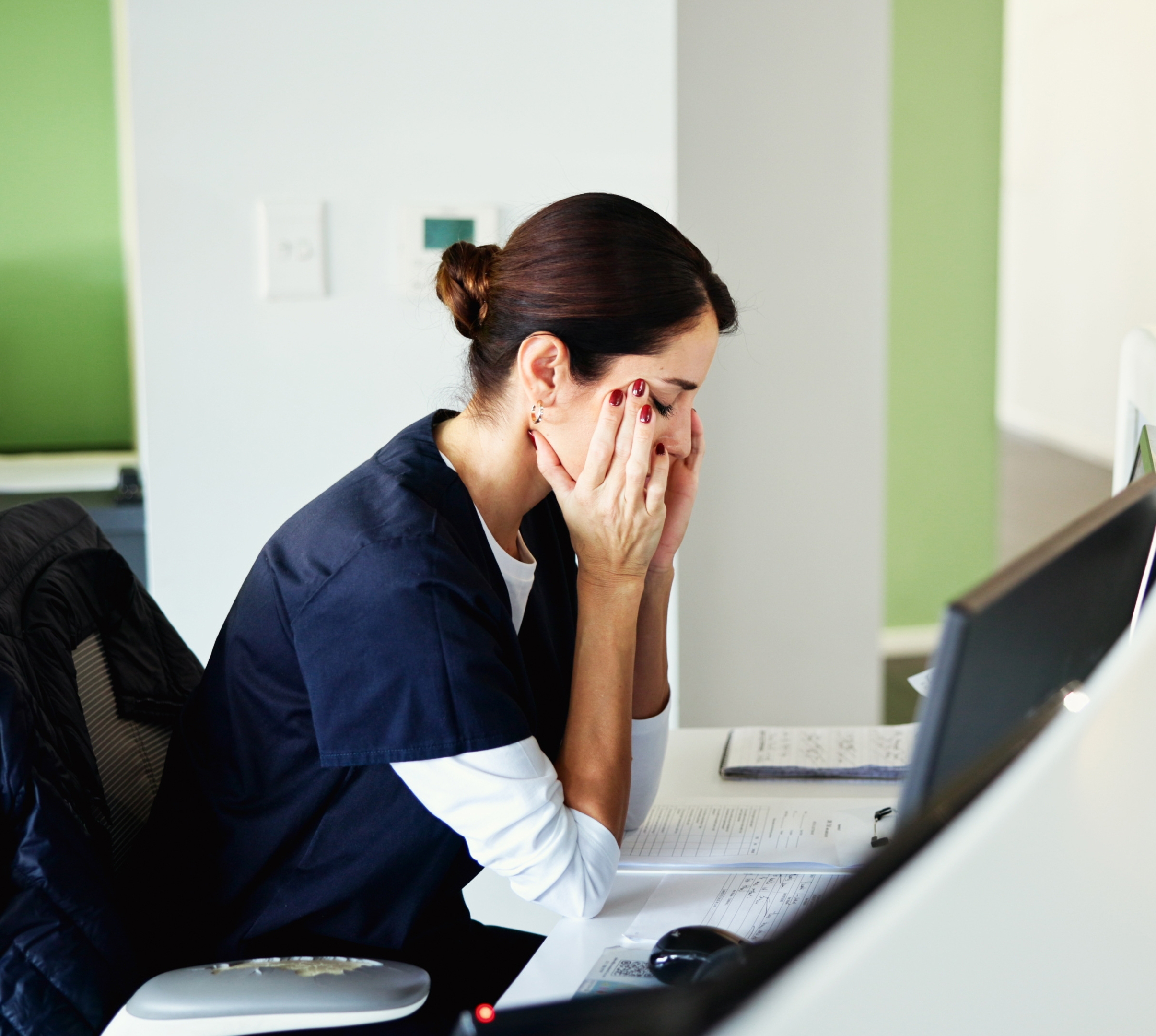 Overwhelmed at office frontdesk